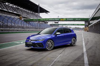 Έτοιμο το VW Golf R και σε Βlack Edition έκδοση
